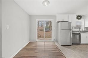 Building Photo - 882 Catalina Dr