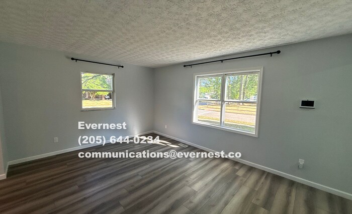 Building Photo - 6642 Glacier Ave