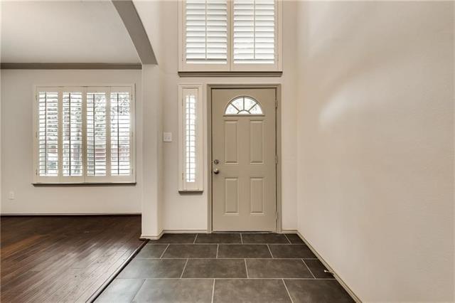 Building Photo - 8116 Stone Ridge Dr