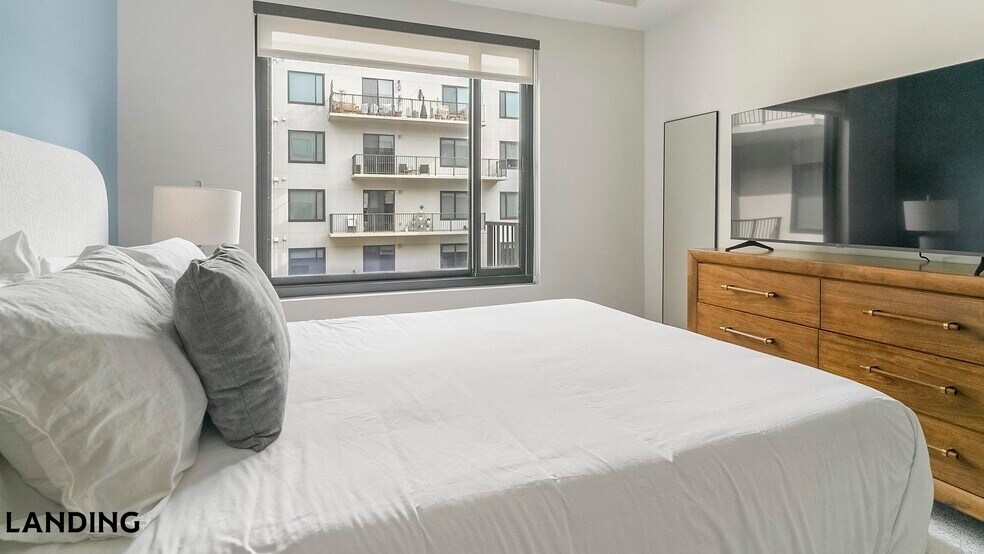 Building Photo - 1414 Wood Hollow Dr