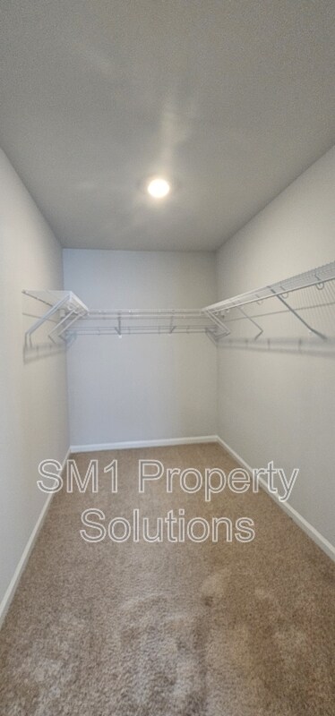 Building Photo - 218 Stamm Dr