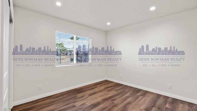 Building Photo - Spacious 3-Bedroom Home in Prime National ...