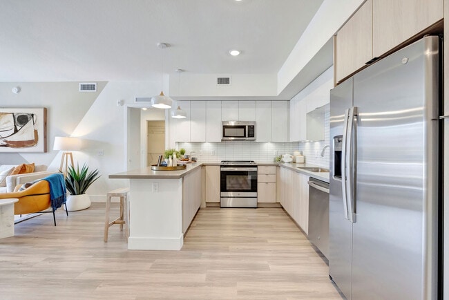 Building Photo - Alton Central Park