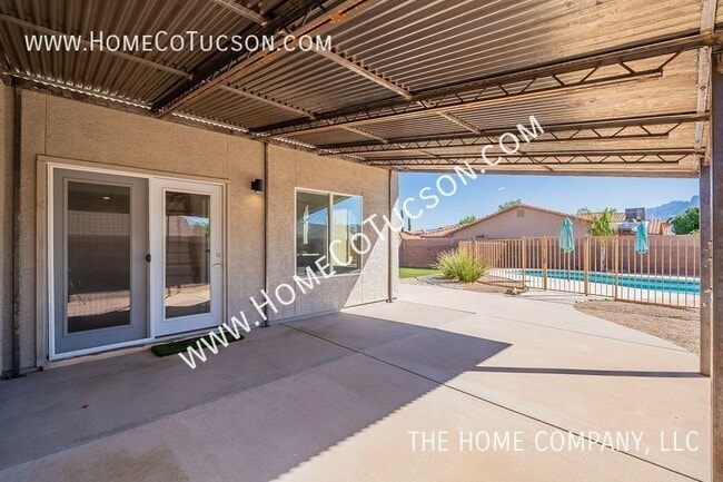 Building Photo - 2581 W Camino De La Joya