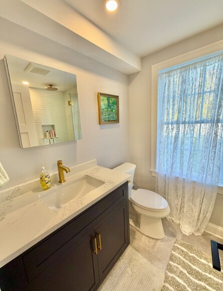 Building Photo - 48 Springs Rd