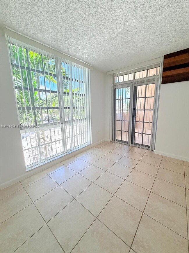 Building Photo - 1280 S Alhambra Cir