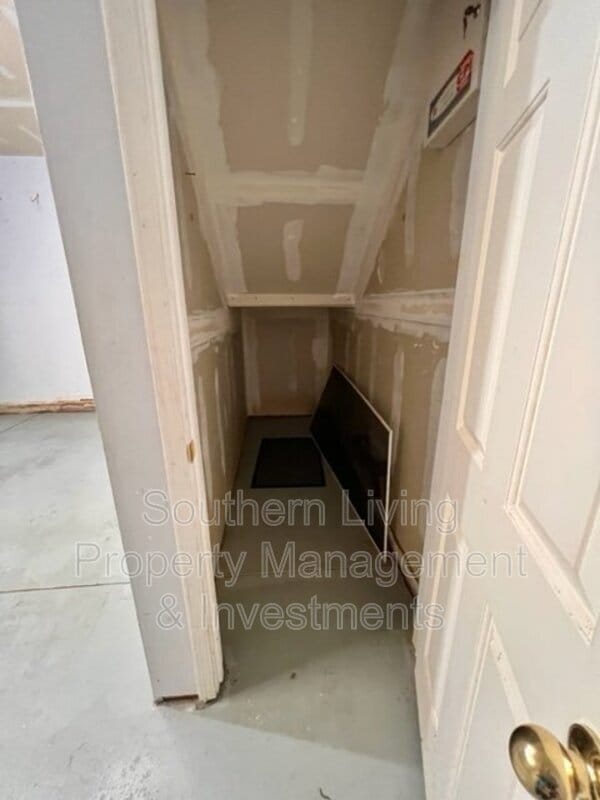 Building Photo - 11840 Royal Castle Ct