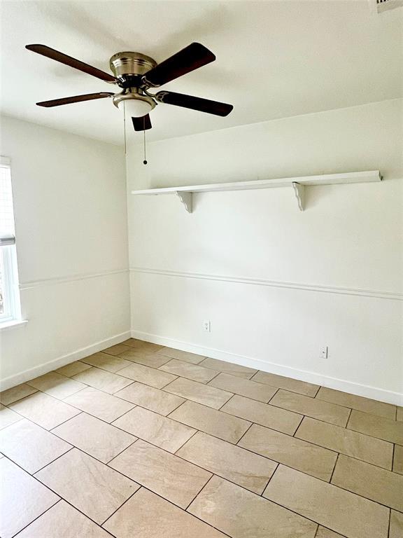 Building Photo - 10806 Humington Dr