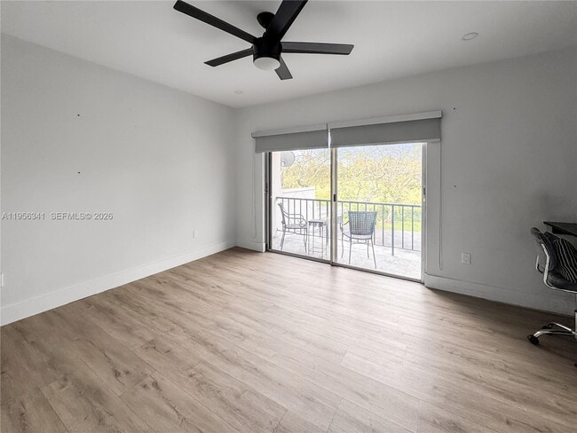 Building Photo - 19100 Bob-O-Link Dr