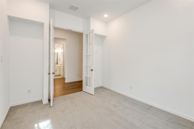 Building Photo - 1625 Daisy Corner Dr