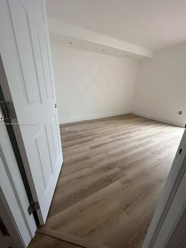 Building Photo - 8305 SW 152nd Ave