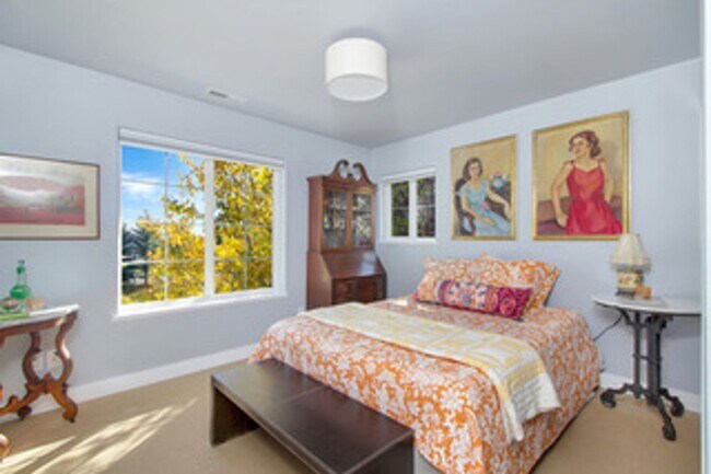 Building Photo - Winter Getaway: Large, Cozy Mountain Modern Home