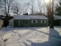 Building Photo - 922 Ridgedale Rd