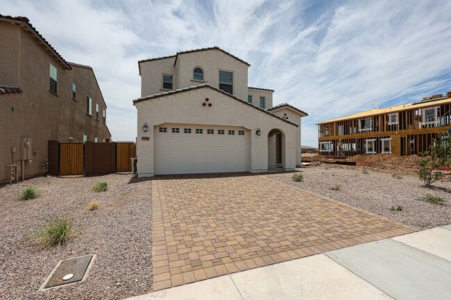 Building Photo - 3 Bedroom + Den and Loft in Aloravita Community