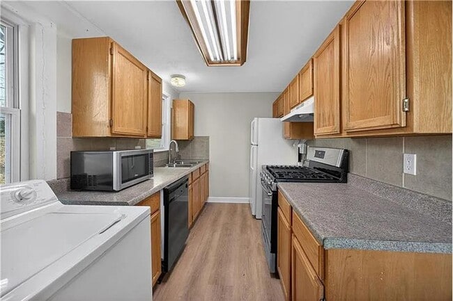 Building Photo - 1045 S 50th Terrace