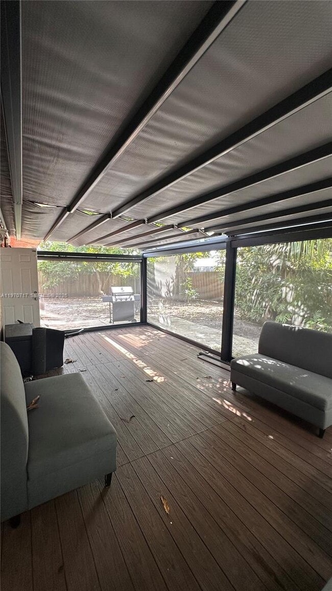 Building Photo - 110 NW 198th St