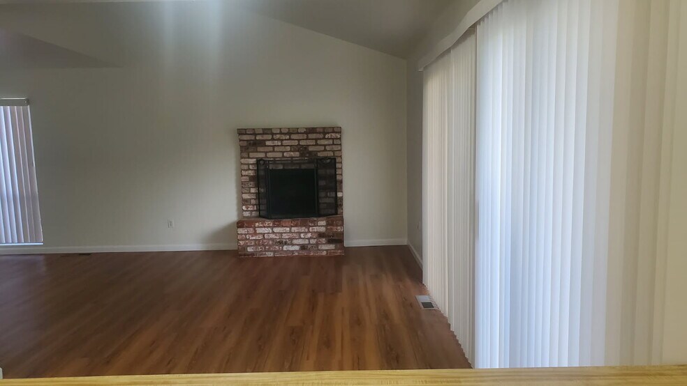 Building Photo - 2791 McBride Ln