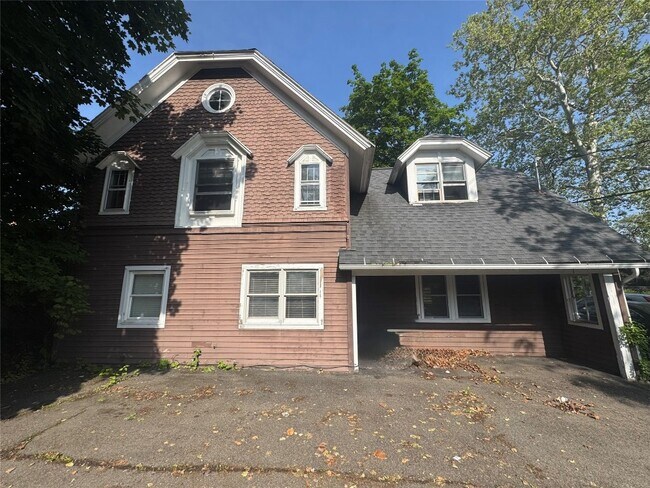 Primary Photo - 33 Front St