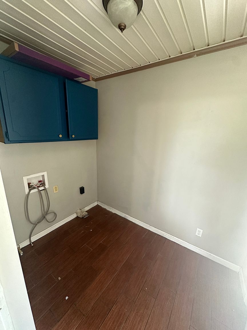 Building Photo - 4850 Saints Delight Rd