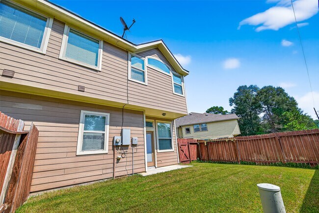 Building Photo - 110 Cheswood Manor Drive