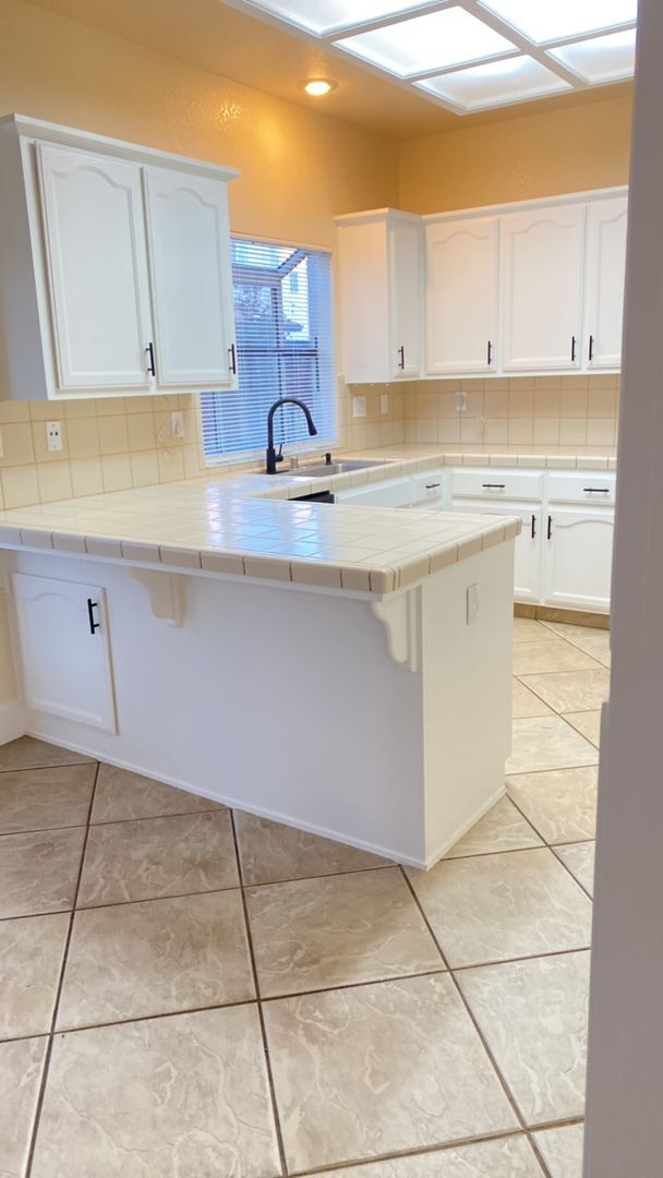 Building Photo - Charming Home in Turlock's Alpine Estates - $500 OFF FIRST MONTH RENT MOVE IN SPECIAL