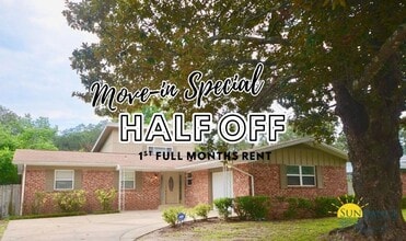 Building Photo - Stunning 4 Bedroom Home in Fort Walton Beach