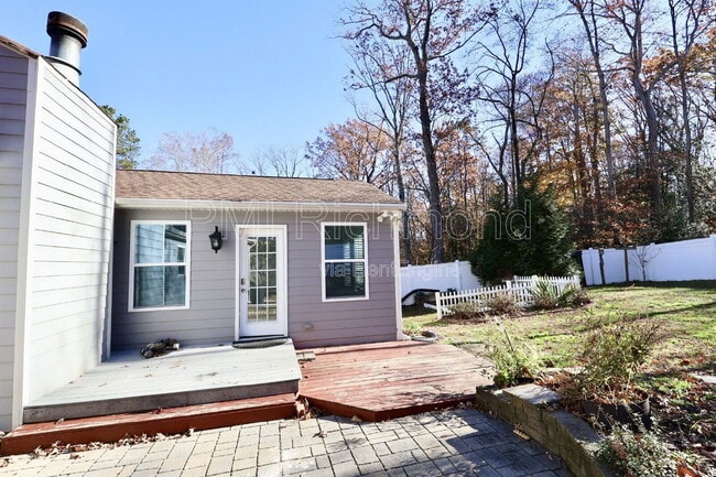 Building Photo - 10307 Redbridge Rd