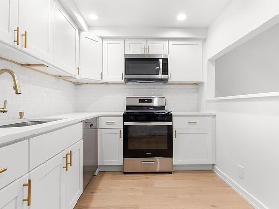 Building Photo - 50 Glenwood Ave