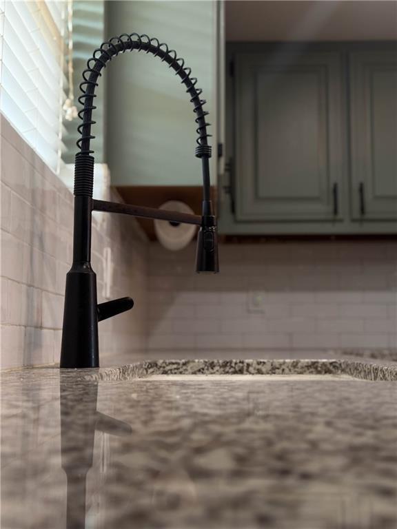 Building Photo - 2713 W Fir St