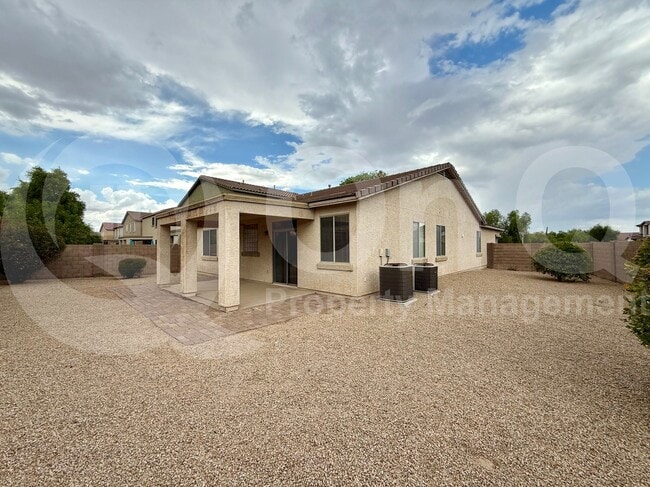 Building Photo - 43465 W Bailey Dr