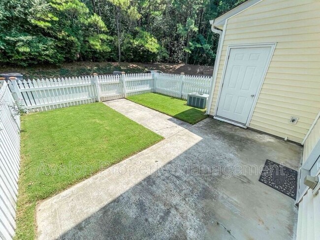 Building Photo - 4682 Liberty Square Dr