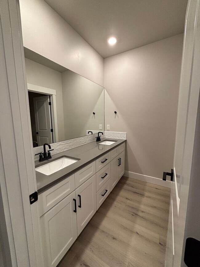 Building Photo - One Month Free! Brand New Single Family Home in Star's newest neighborhood!!!