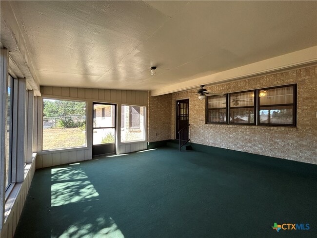 Building Photo - 11 La Mesa Dr