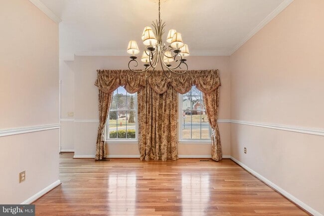 Building Photo - 6910 Governors Grant Ln