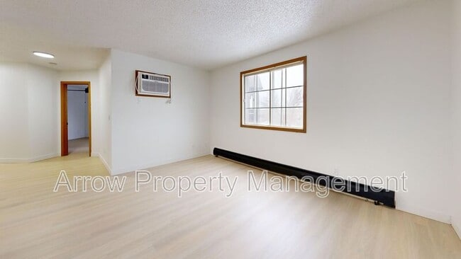 Building Photo - 2141 Xavier St