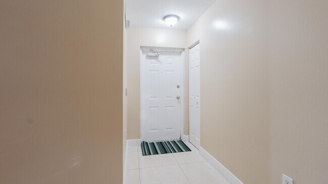 Building Photo - 3760 N Jog Rd