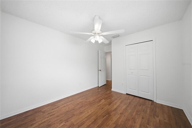Building Photo - 18117 Paradise Point Dr