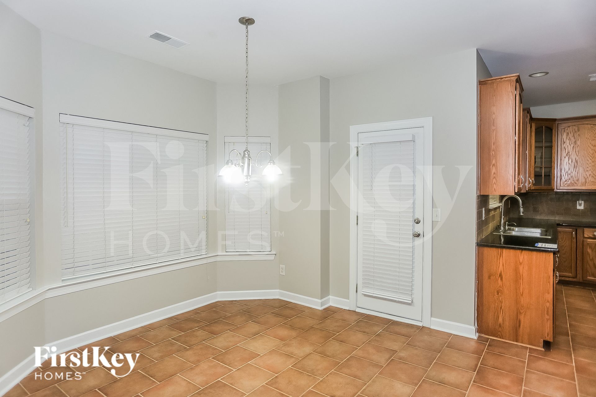 Building Photo - 2853 Island Point Dr NW