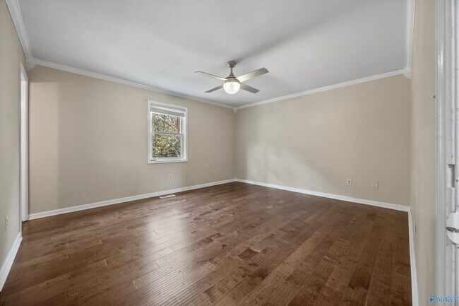 Building Photo - 235 Usher Rd