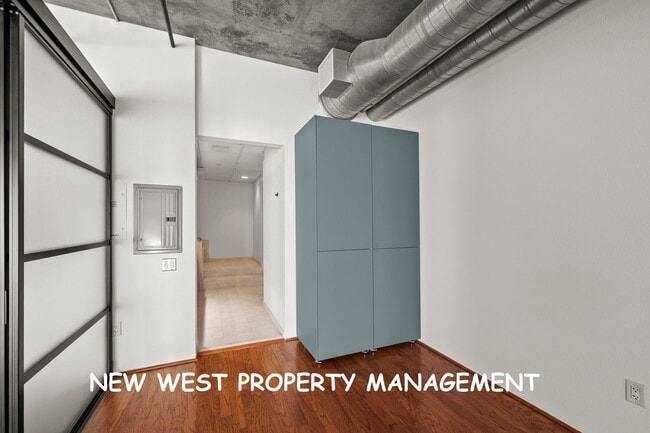 Building Photo - Expansive East Village 2-Bedroom at Parklo...