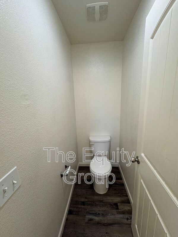 Building Photo - 717 W Perez Ave