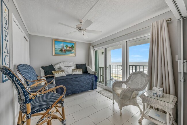 Building Photo - 7310 Seawall Blvd