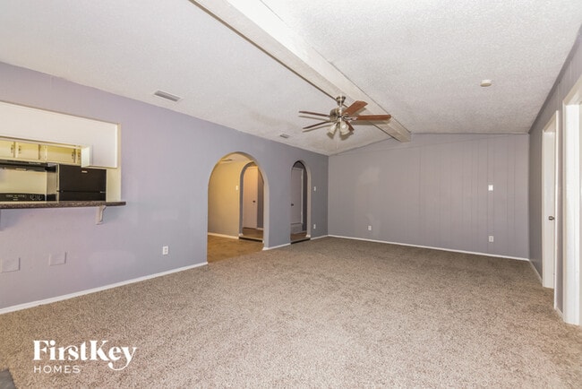 Building Photo - 2026 Aspen Ln