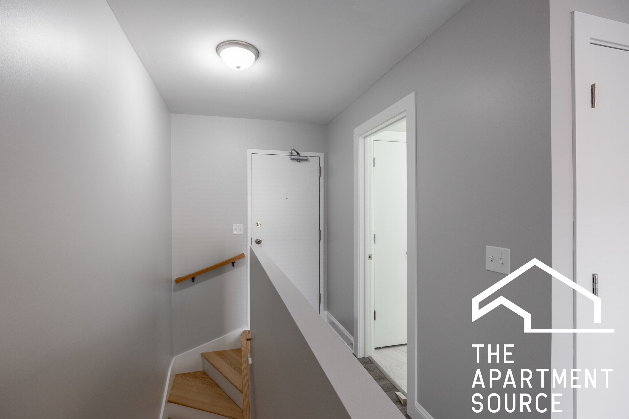 Building Photo - 752 W Gordon Ter