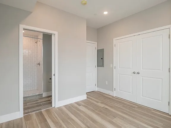 Building Photo - 2008 N Darien St