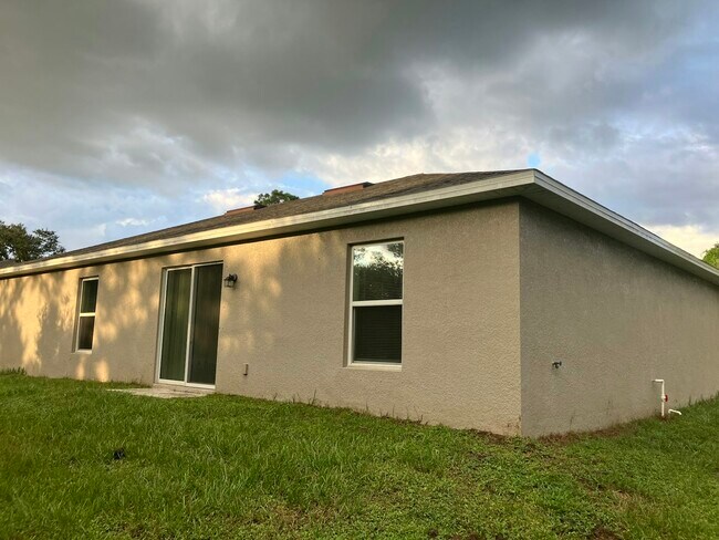 Building Photo - 4281 Golfair Ln