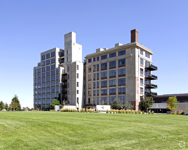 Primary Photo - Flour Mill Lofts