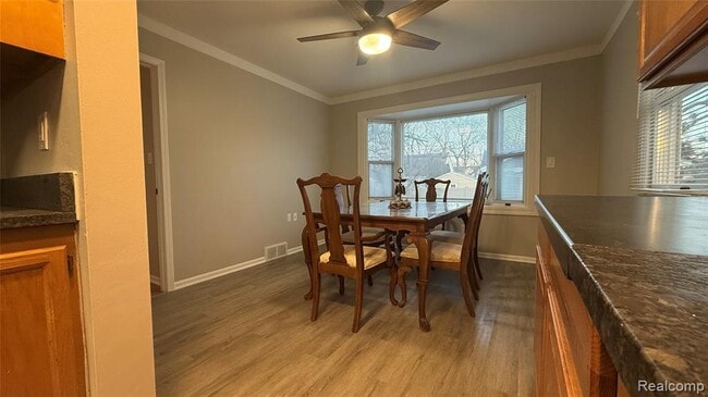 Building Photo - 3003 Dudley St