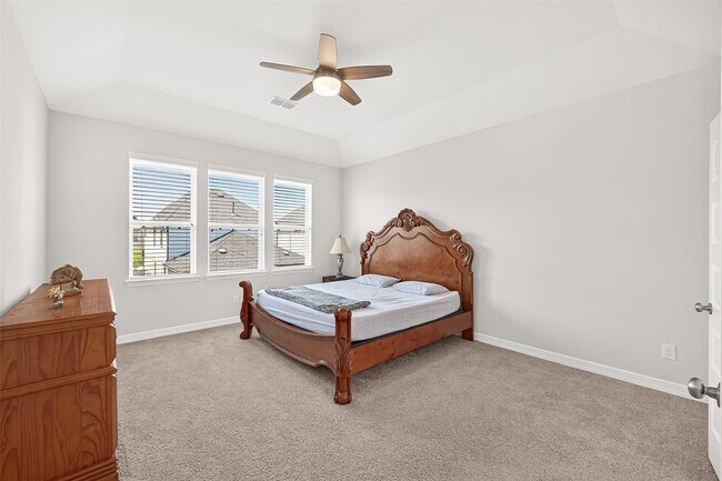 Building Photo - 6638 Albany Forest Ct