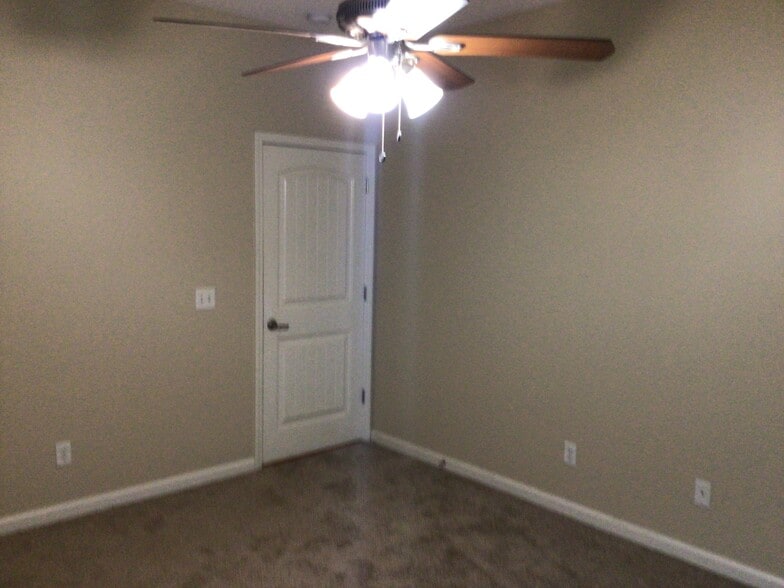 Building Photo - 26 Bay Willow Ct